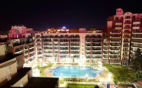 Sunny And Cosy Appartment In Admiral Plaza Hotel